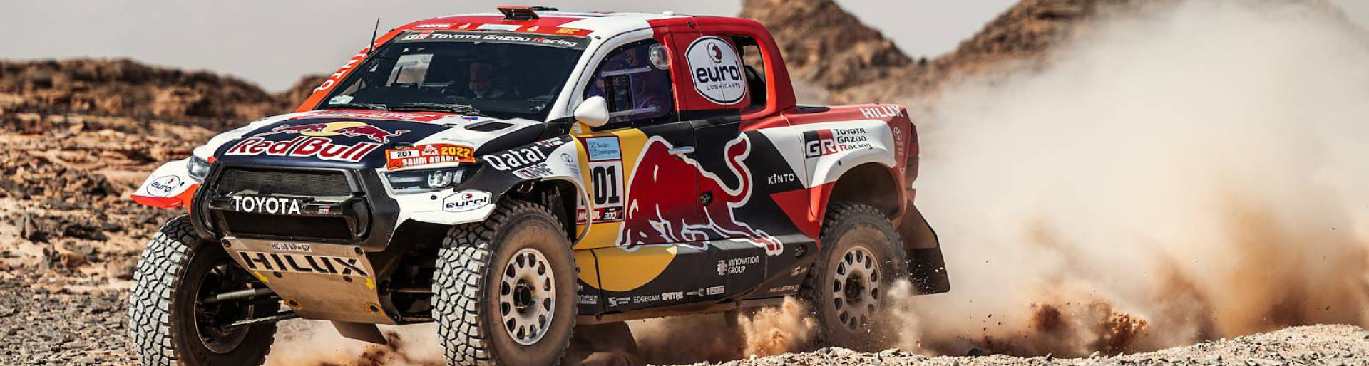 Изображение на странице НАССЕР АЛЬ-АТТИЯ ЗА РУЛЕМ TOYOTA HILUX СТАЛ ПОБЕДИТЕЛЕМ РАЛЛИ-РЕЙДА «ДАКАР-2022» Тойота Центр Казань Юг